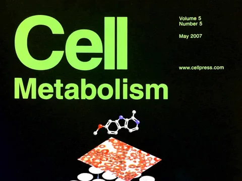 journa cover cell metabolism may 2007